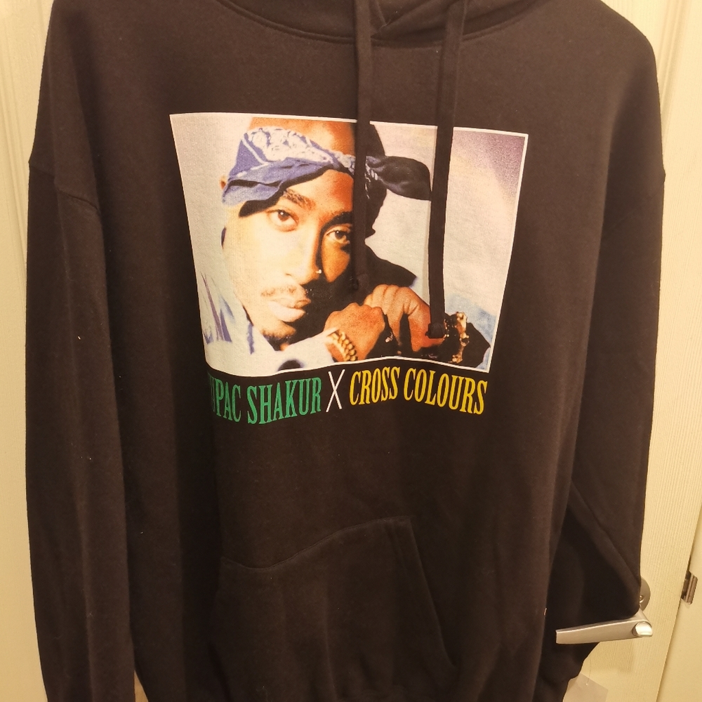 vintage cross colours Tupac Black hoodie